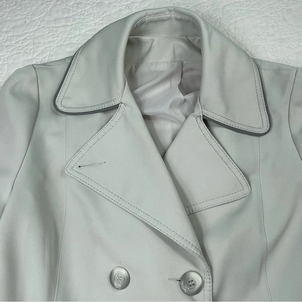 🔥Vintage Forecaster Of Boston Double Breasted Pale Gray Midi Length Trench Coat - Picture 10 of 15
